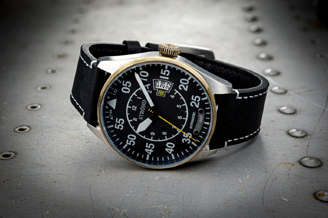 The DC-4 automatic black